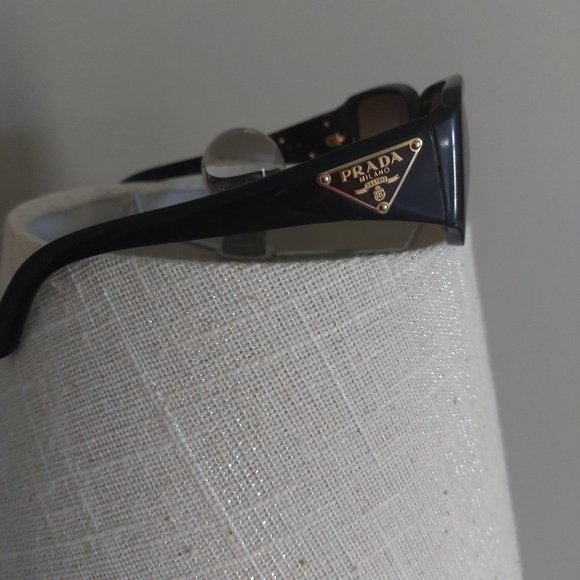 Prada sunglasses with case and cloth. Earth tones Brown tan - Picture 7 of 11